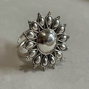 Vintage 925 Sterling Silver Flower Shape Chunky Adjustable Size Statement Ring